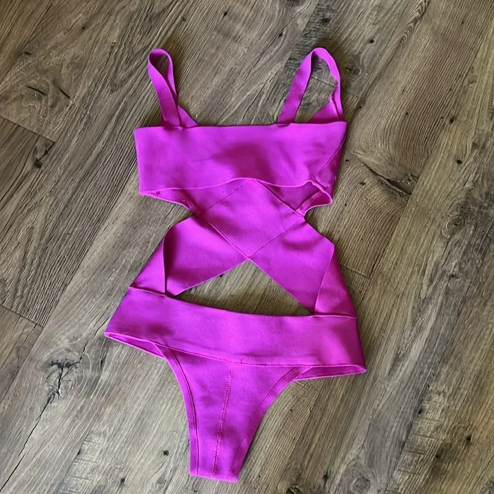 SKIMS Bandage Monokini suit Lollipop